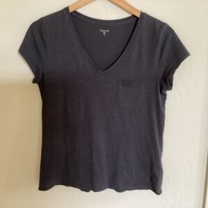 Garnet Hill Weekender V-neck Short Sleeve T-shirt